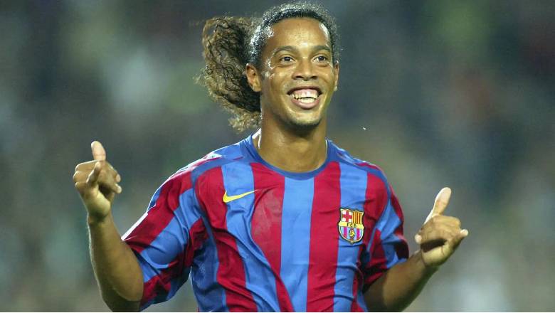 What is a nutmeg in football? Players that are famous for their nutmeg skills - Ảnh 2